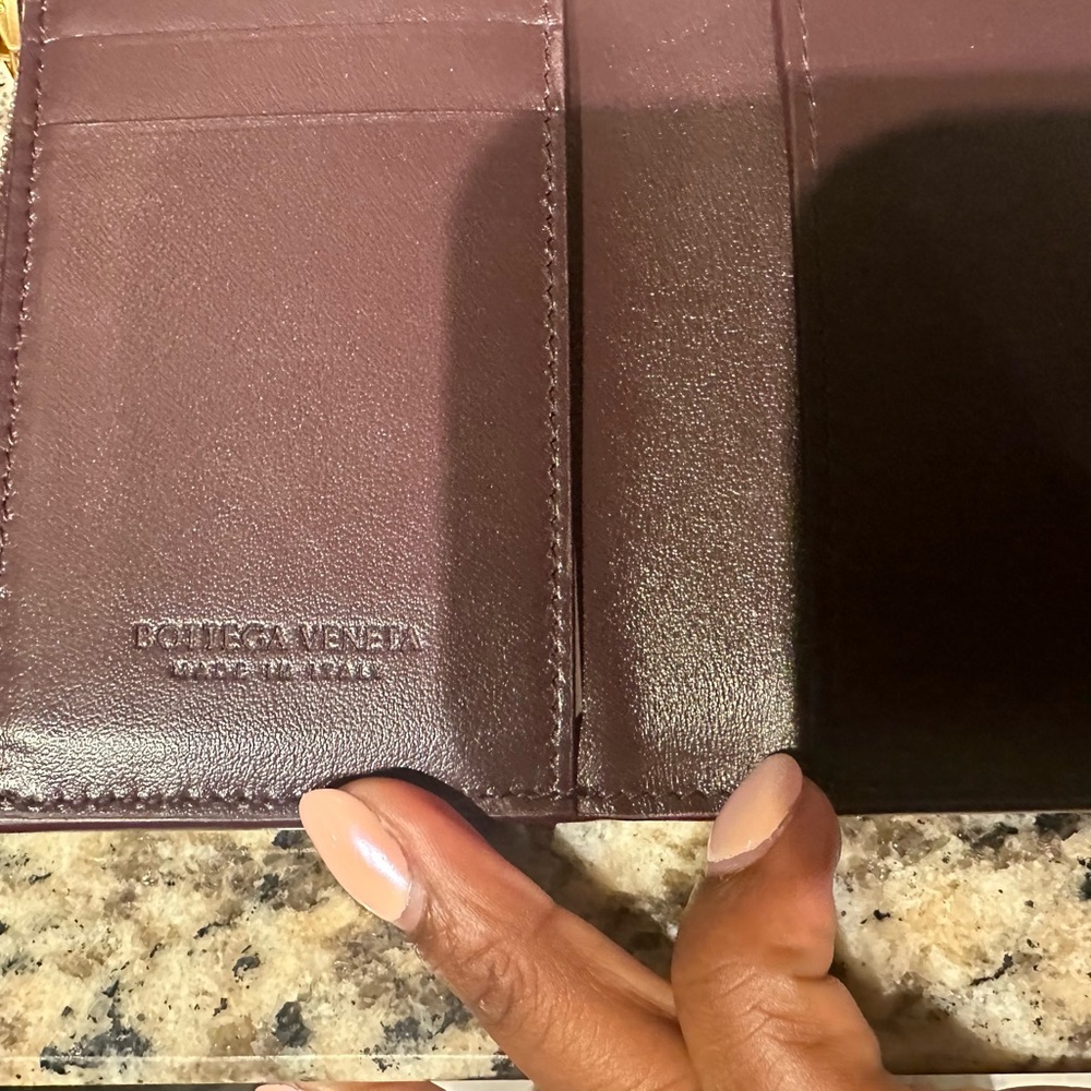 Bottega Veneta Tri-fold Cassette Wallet - Picture 3 of 7